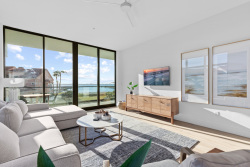205-strand-drive-unit-201_melbourne-beach_FLMLB22_0260