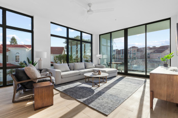 205-strand-drive-unit-201_melbourne-beach_FLMLB22_0280