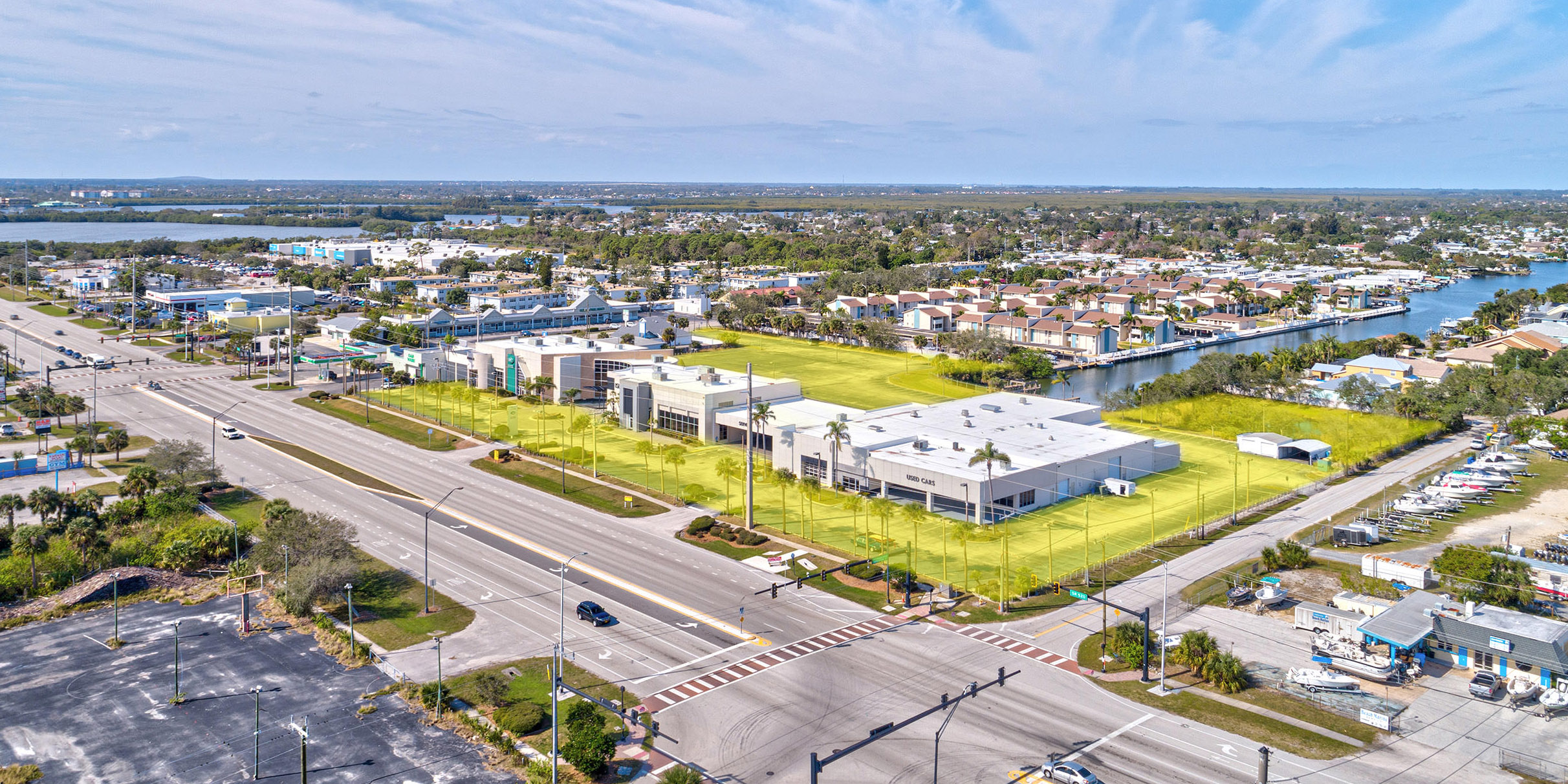 Creating a 3D digital twin for large commercial real estate listings using Matterport technology.