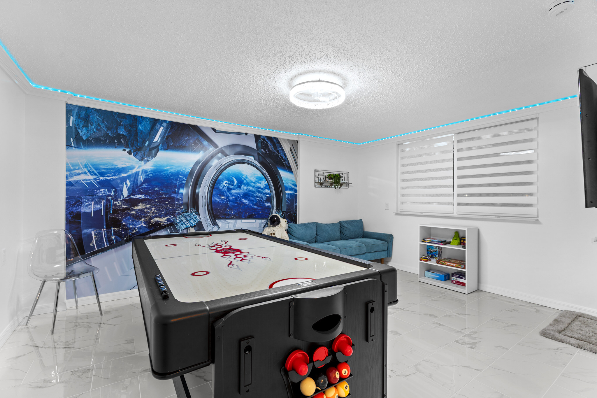 Airbnb, VRBO and Short-term rental photography in Brevard County, Florida. Biz360tours is a professional photography company that is certified and trained by Airbnb for short term rental photography.